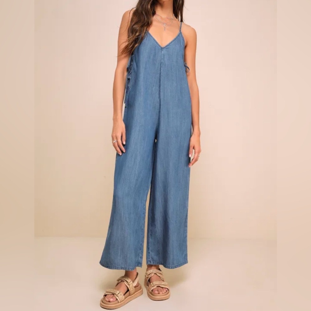Lulus Comfortably Posh Small Wash Chambray Wide-leg Jumpsuit Blue - Size S. NWT
